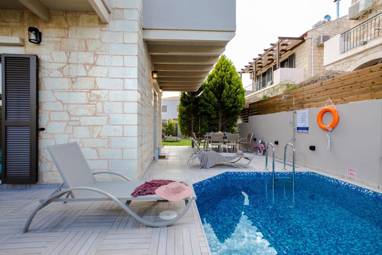 Villa Sirocos Stalos Luaran gambar