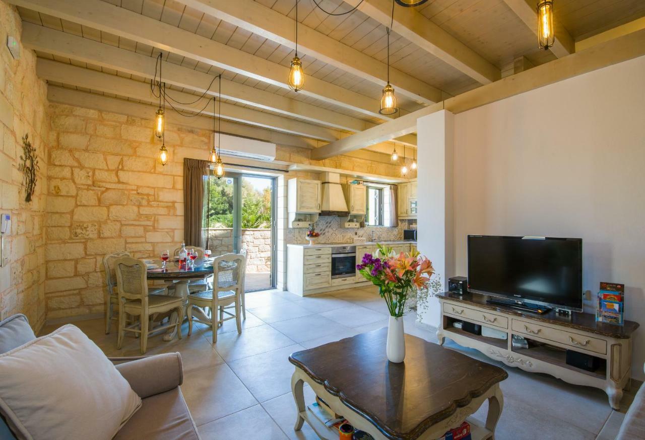 Villa Sirocos Stalos Luaran gambar