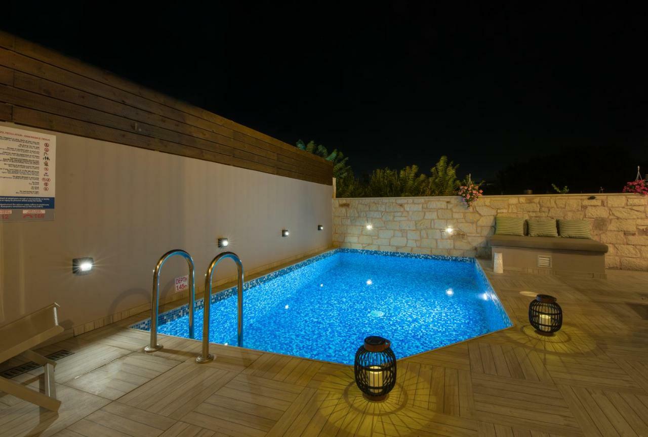 Villa Sirocos Stalos Luaran gambar